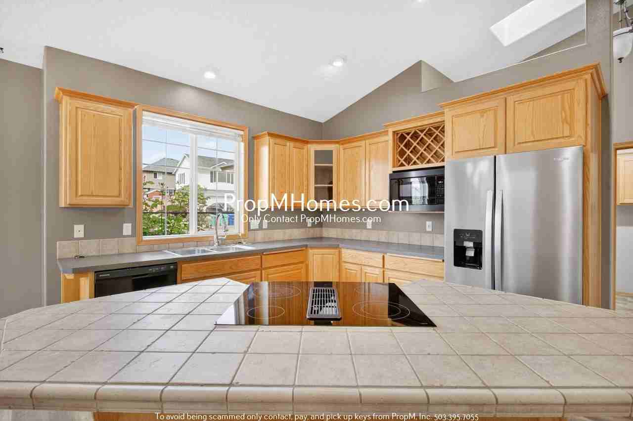 13898 Se Rogers Ln - Photo 6 of 26