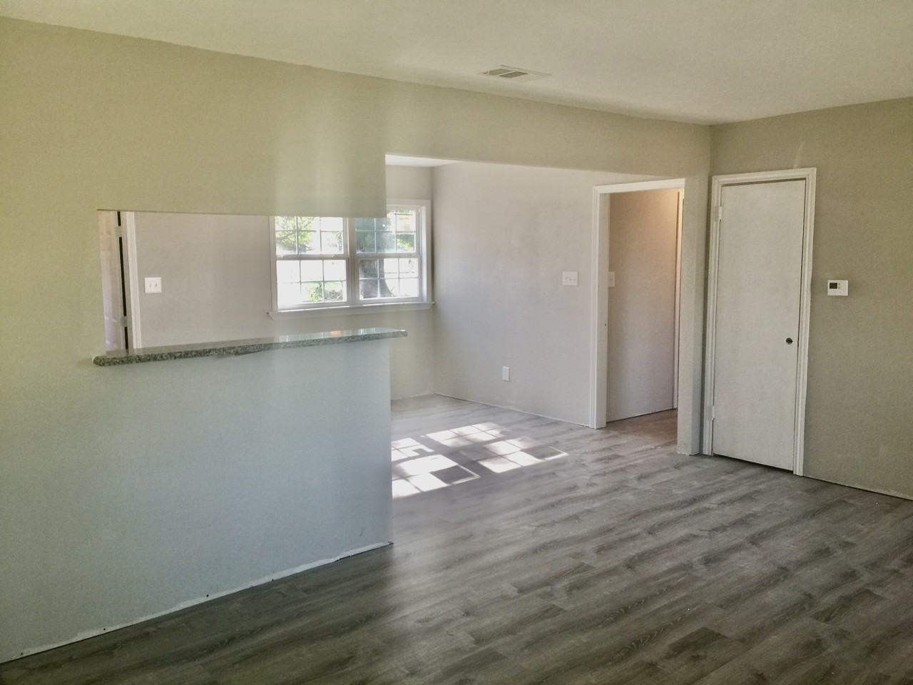 870 Ne Access Rd #NA - Photo 4 of 12