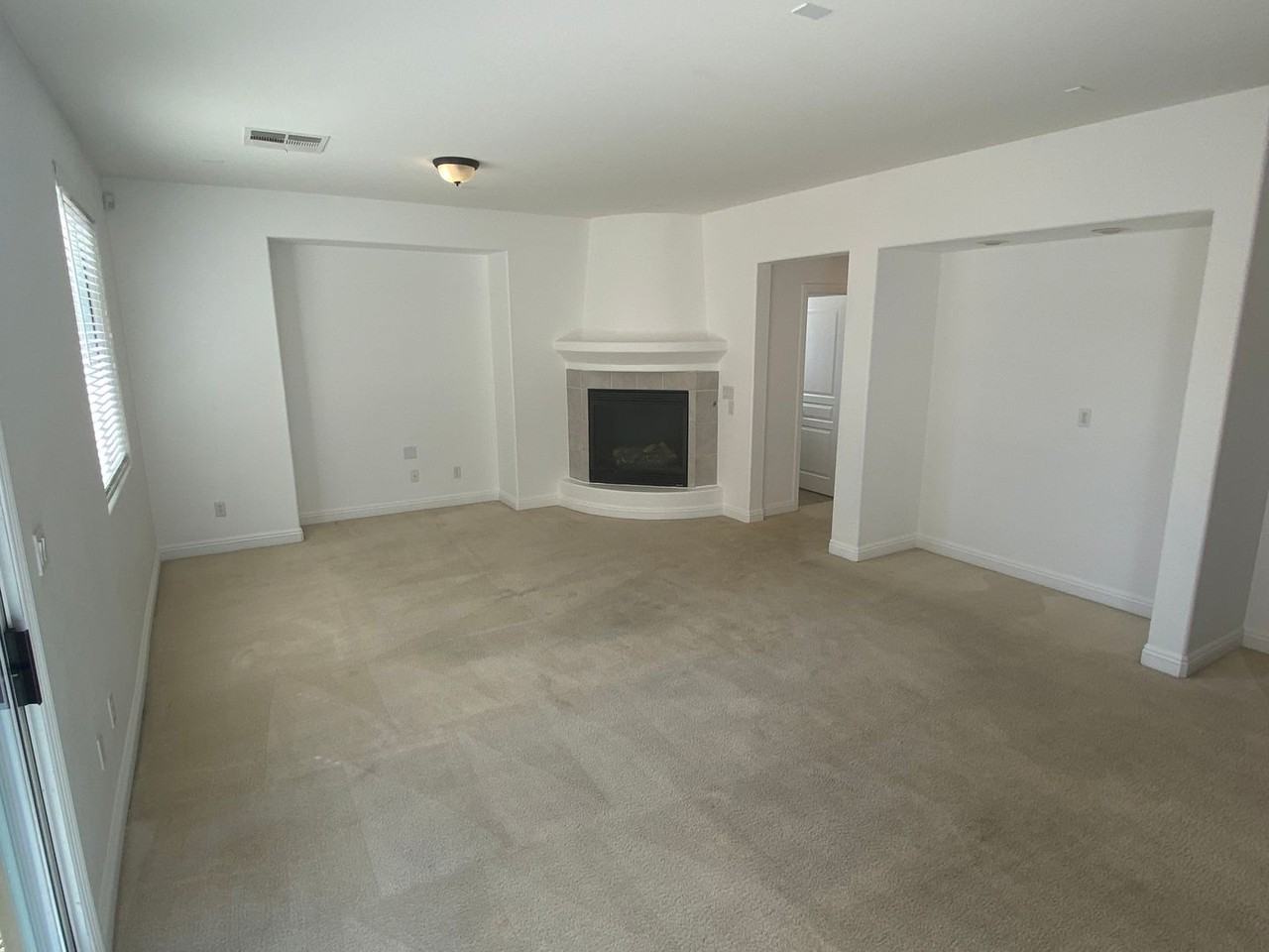 1016 Via Gallia St - Photo 5 of 26