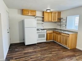 featured image of 921 E 4th St #15