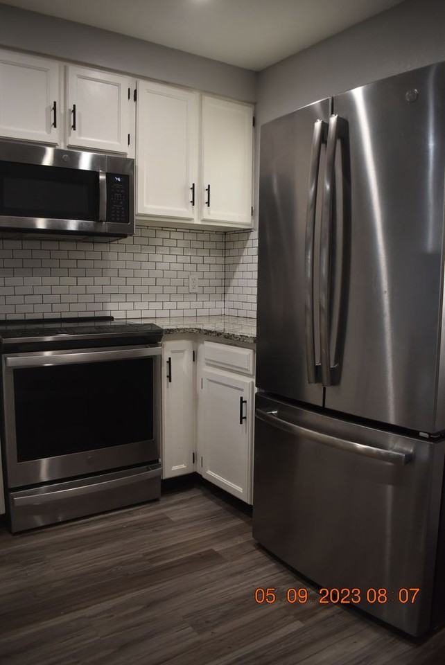6732 S Holland Way - Photo 6 of 16