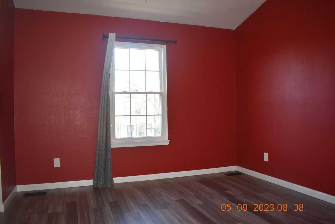 6732 S Holland Way - Photo 7 of 16
