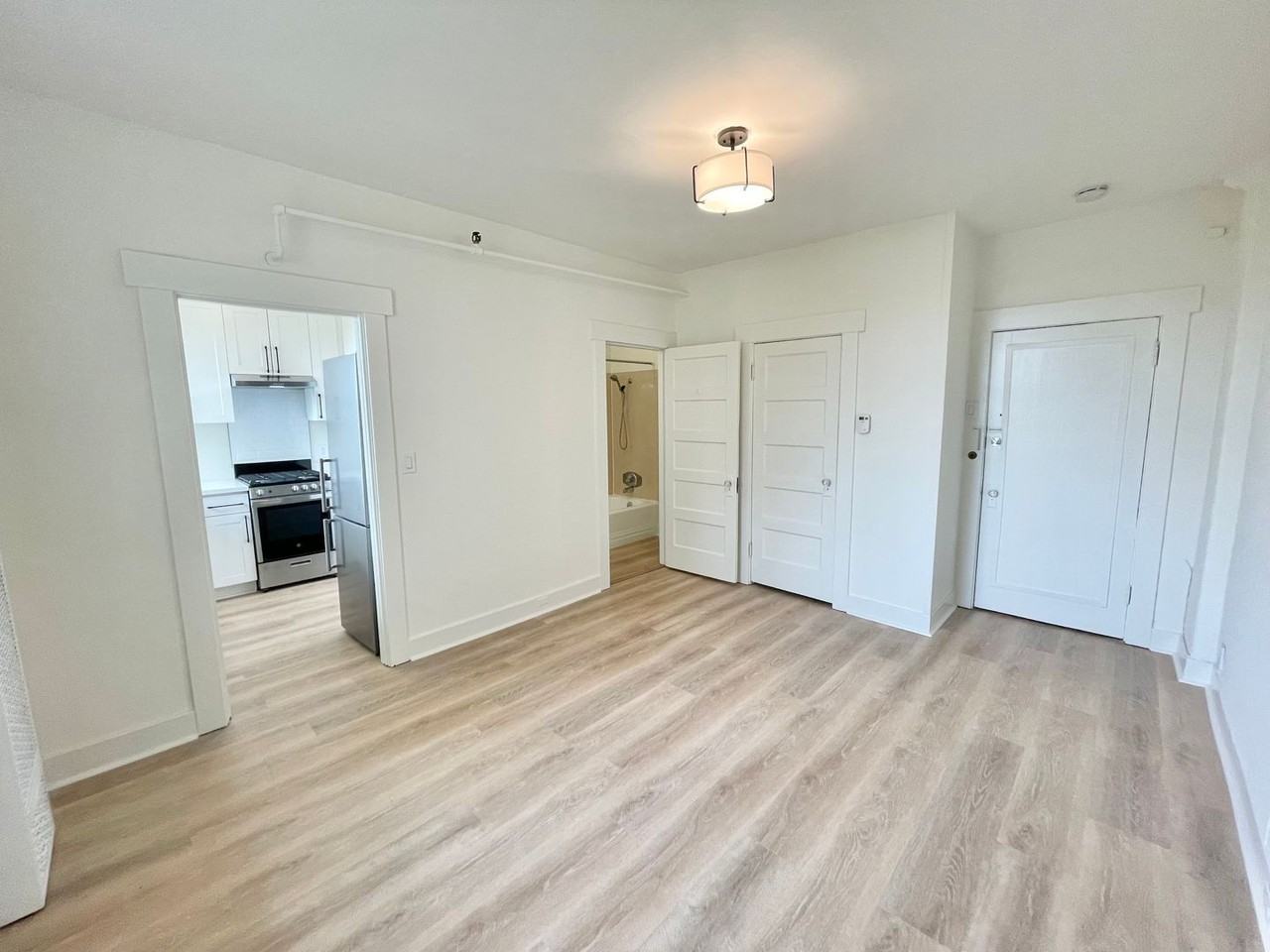 310 Parnassus Ave #010 - Photo 3 of 15