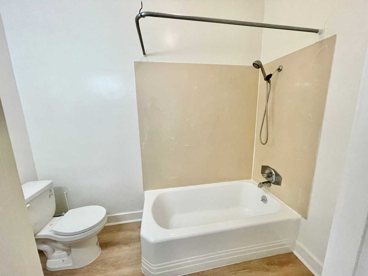 310 Parnassus Ave #010 - Photo 7 of 15