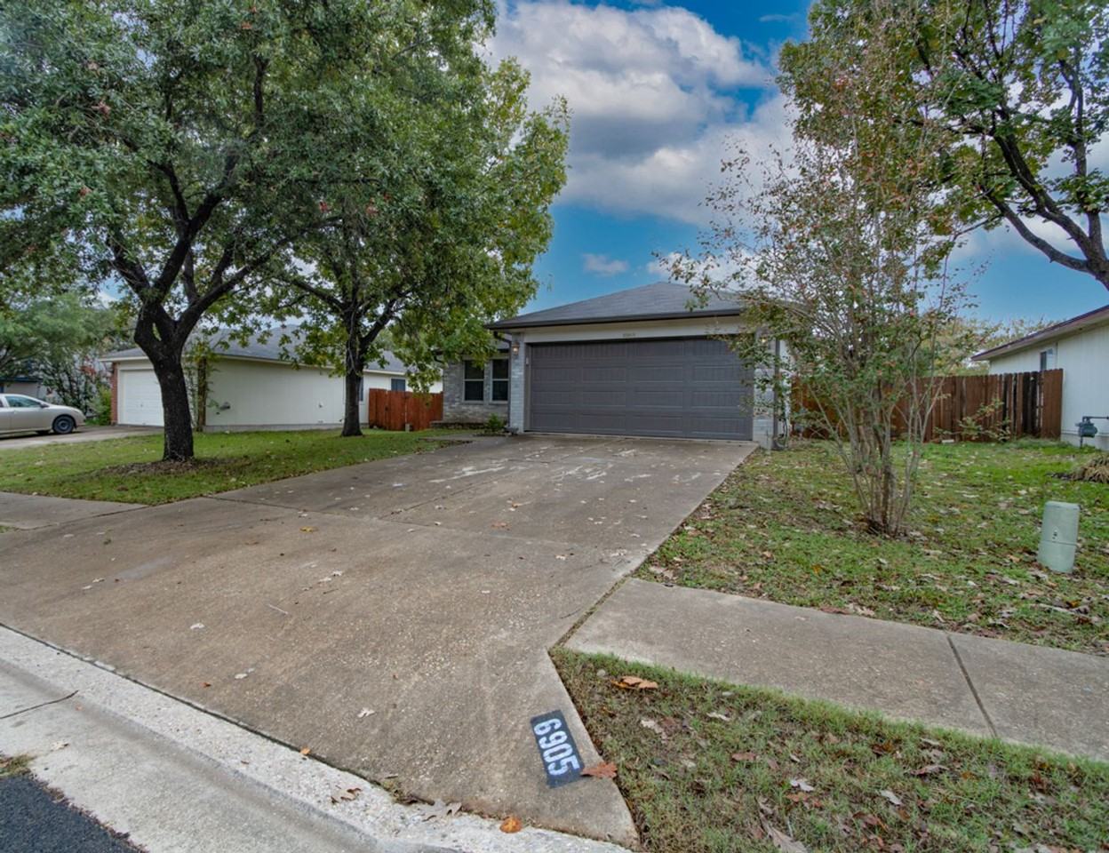 6905 Broad Brook Dr - Photo 2 of 24