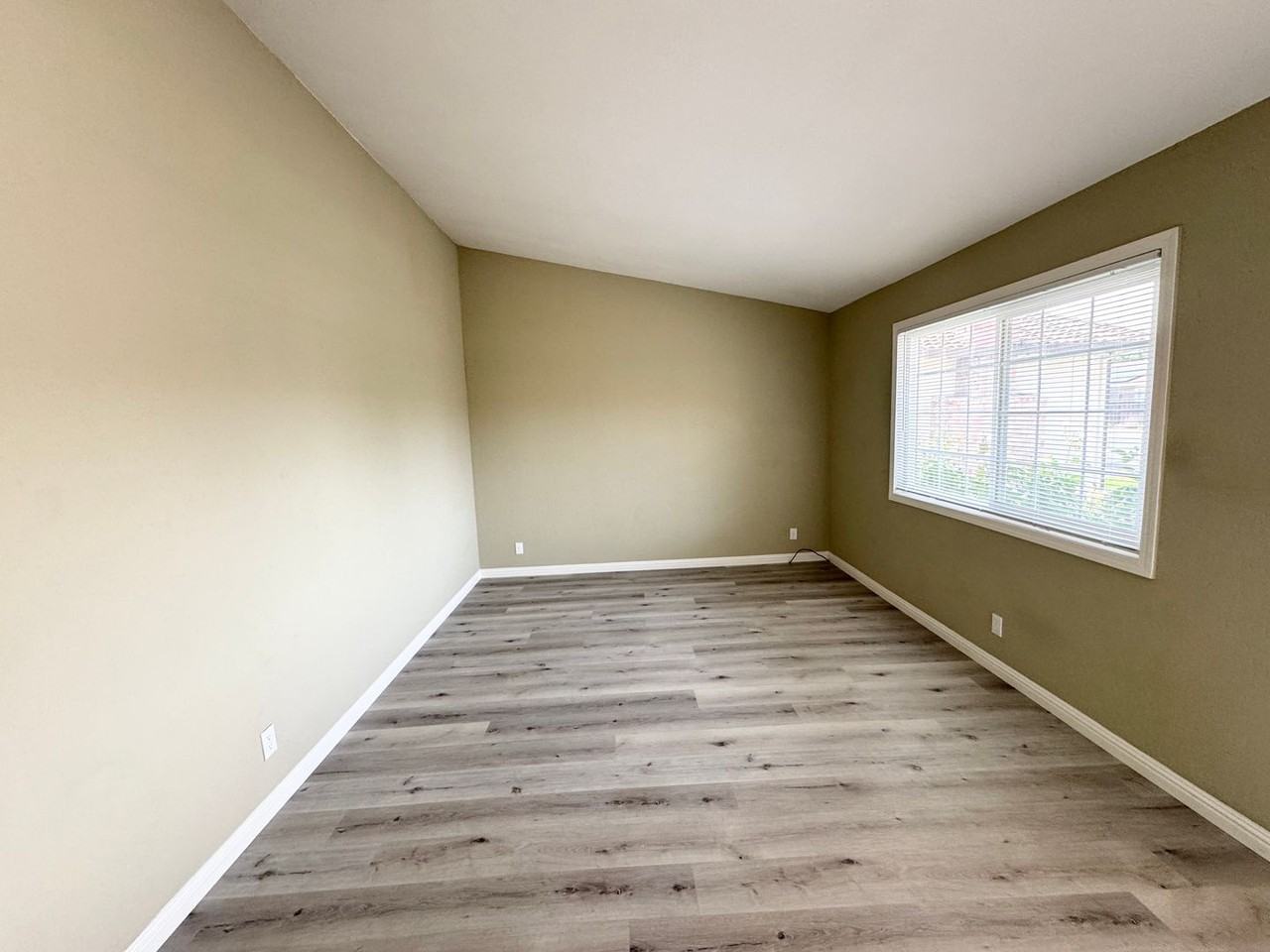 7070 Wineberry Way - Photo 6 of 19