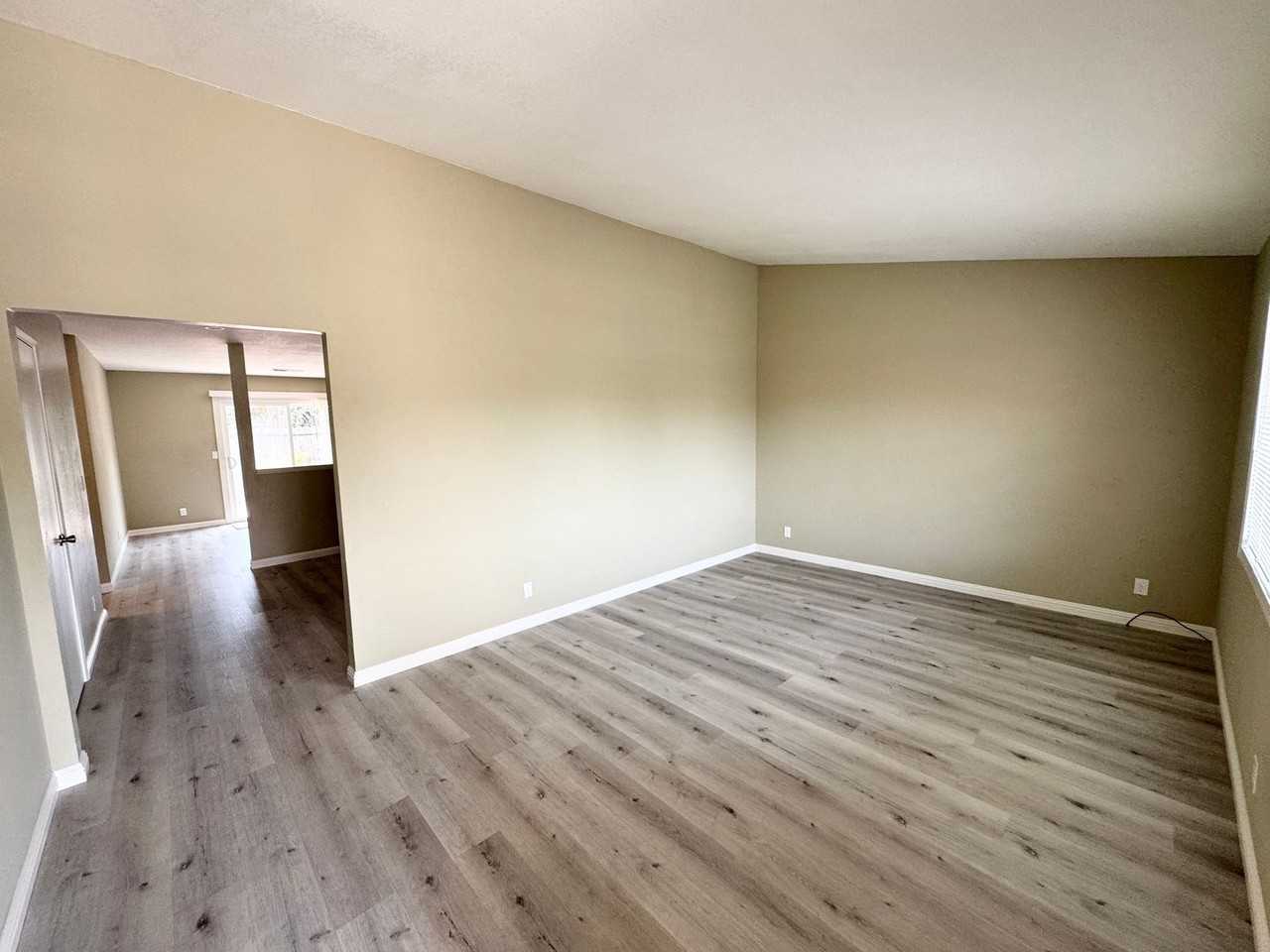 7070 Wineberry Way - Photo 7 of 19