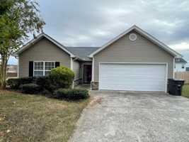 featured image of 724 Llewellyn Ln