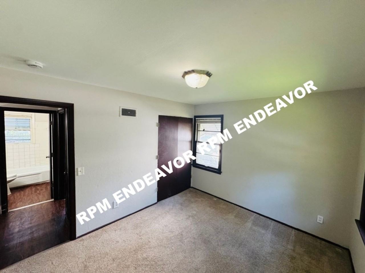 1172 June Ave - Photo 7 of 20