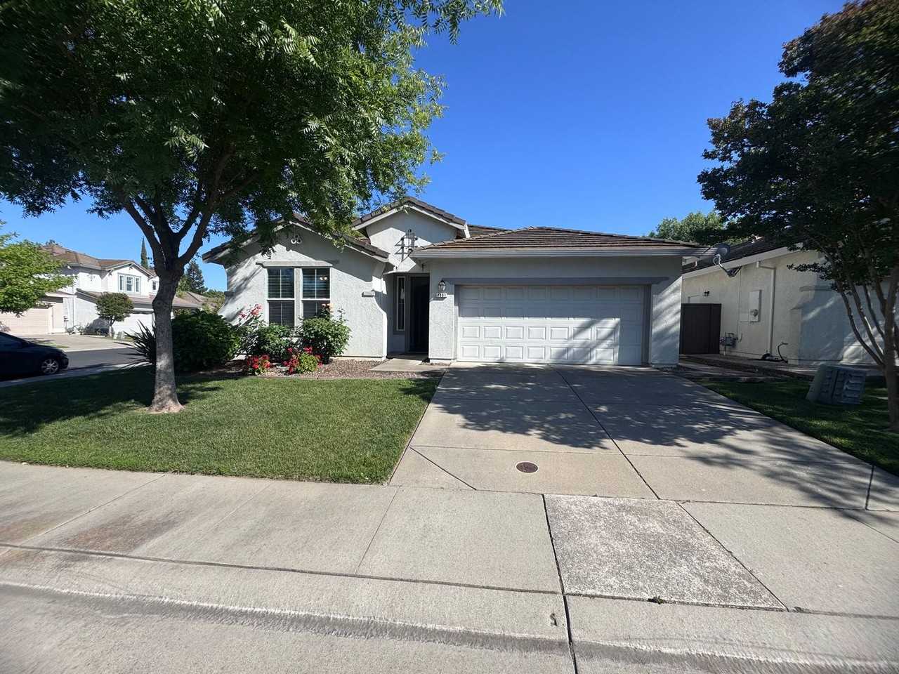 9801 Caygoude Ct - Photo 2 of 30