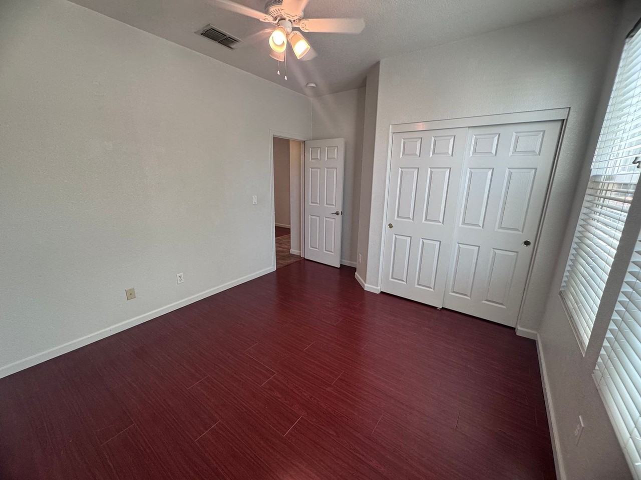 9801 Caygoude Ct - Photo 5 of 30