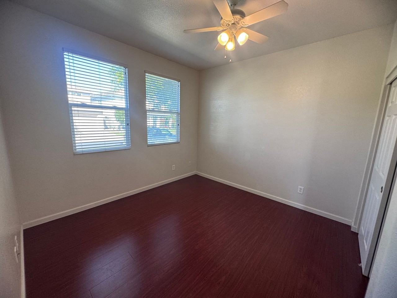 9801 Caygoude Ct - Photo 6 of 30
