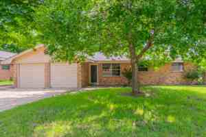 featured image of 3813 Lancelot Ln