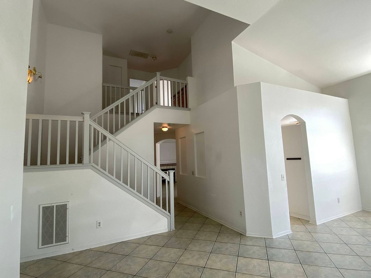 3569 Shogoro Ln - Photo 5 of 42