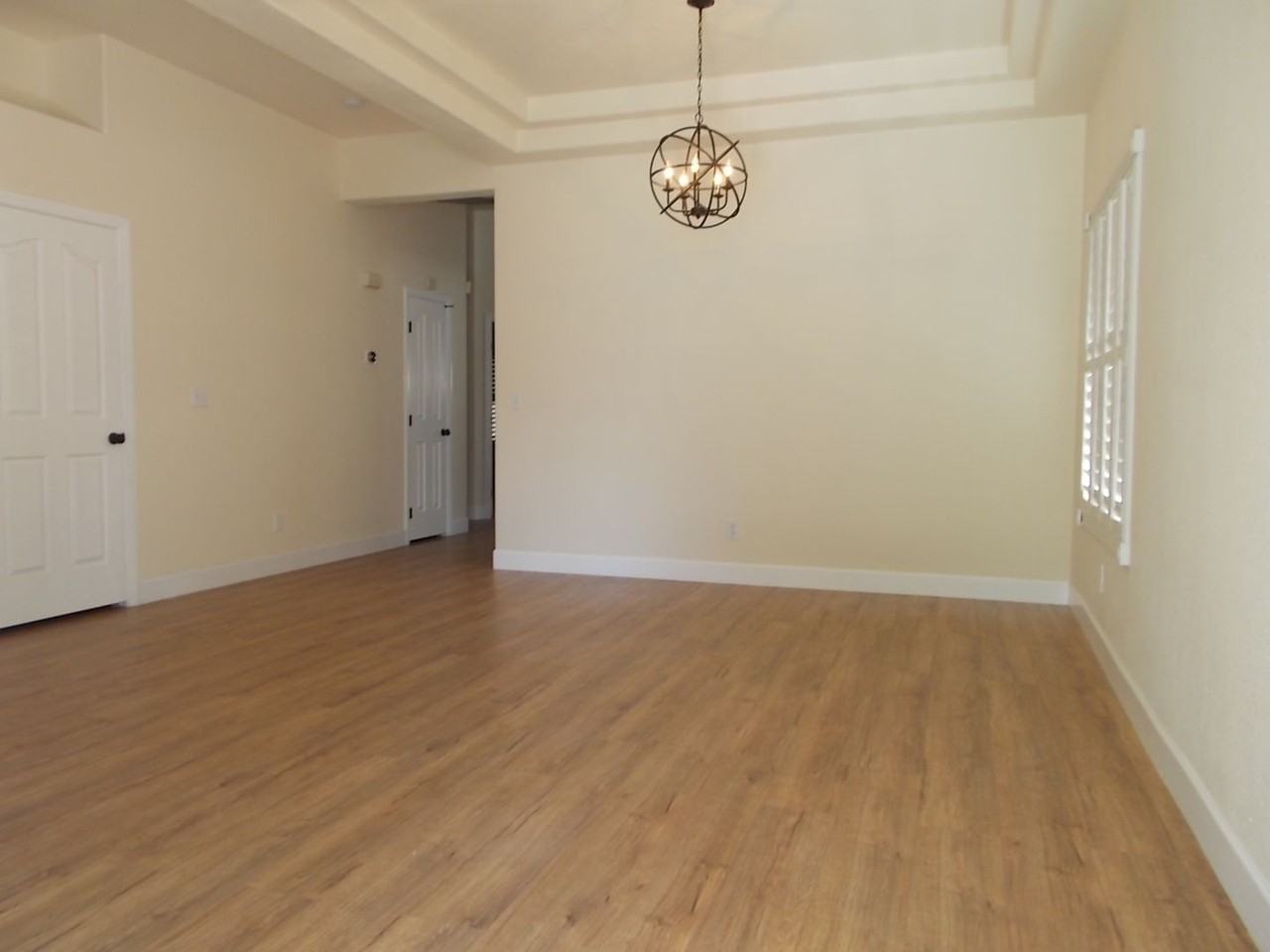 112 Golf Course St - Photo 2 of 26