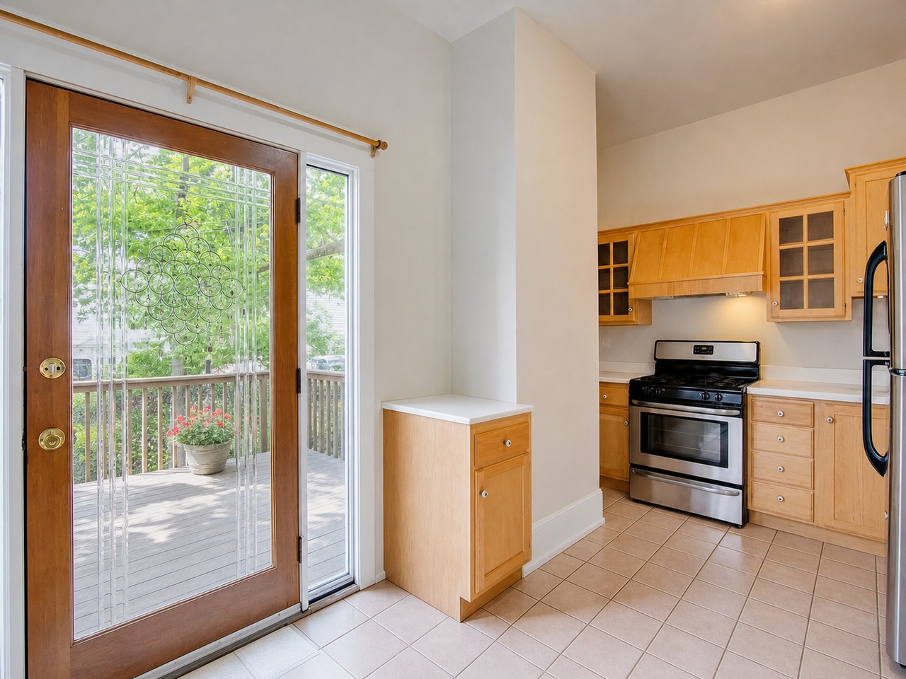 2556 Dupont Ave S #1 - Photo 2 of 5