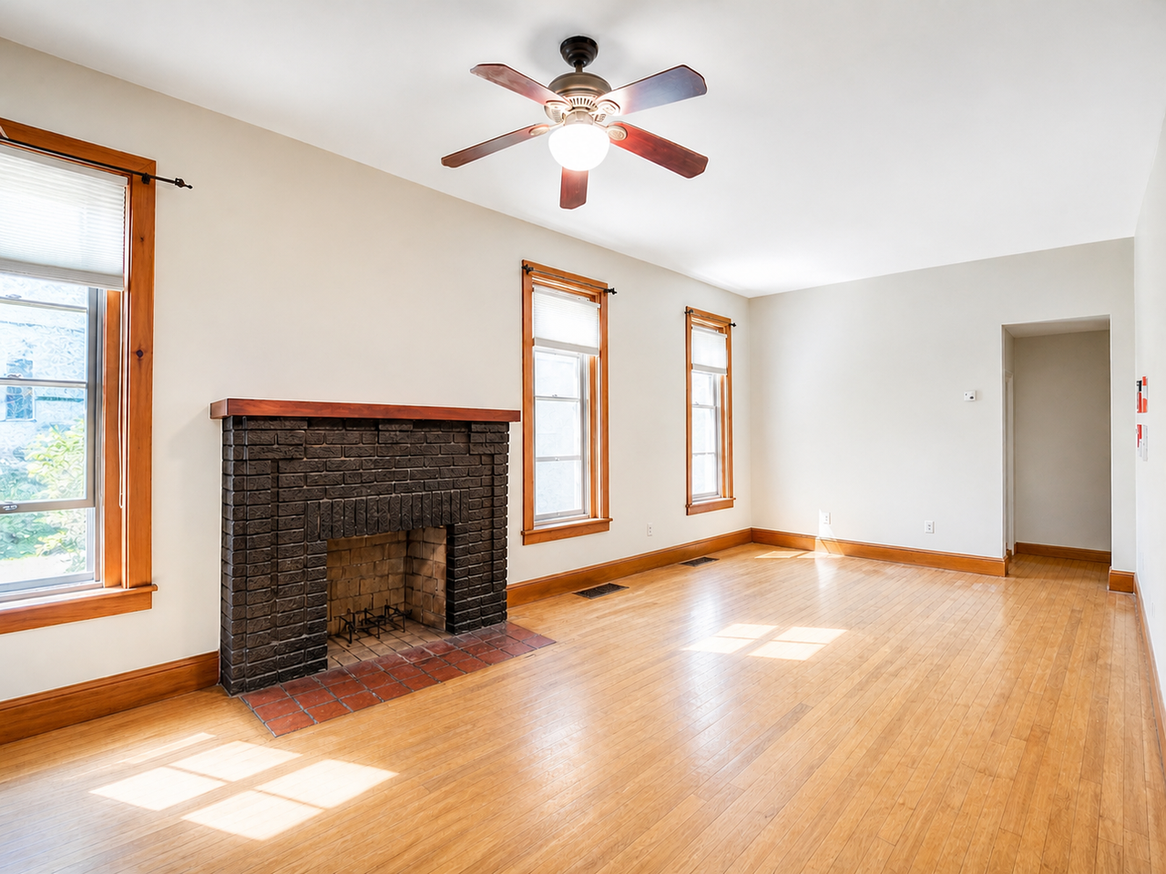 2556 Dupont Ave S #1 - Photo 5 of 5