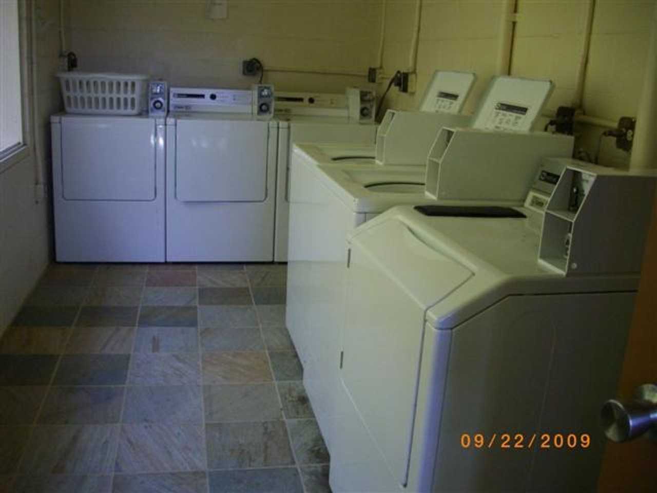 464 Kalanikoa St #204 - Photo 7 of 7