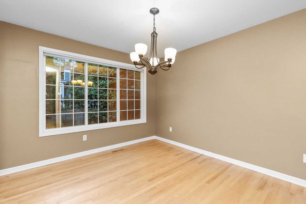 12357 76th Ct Ne - Photo 7 of 41