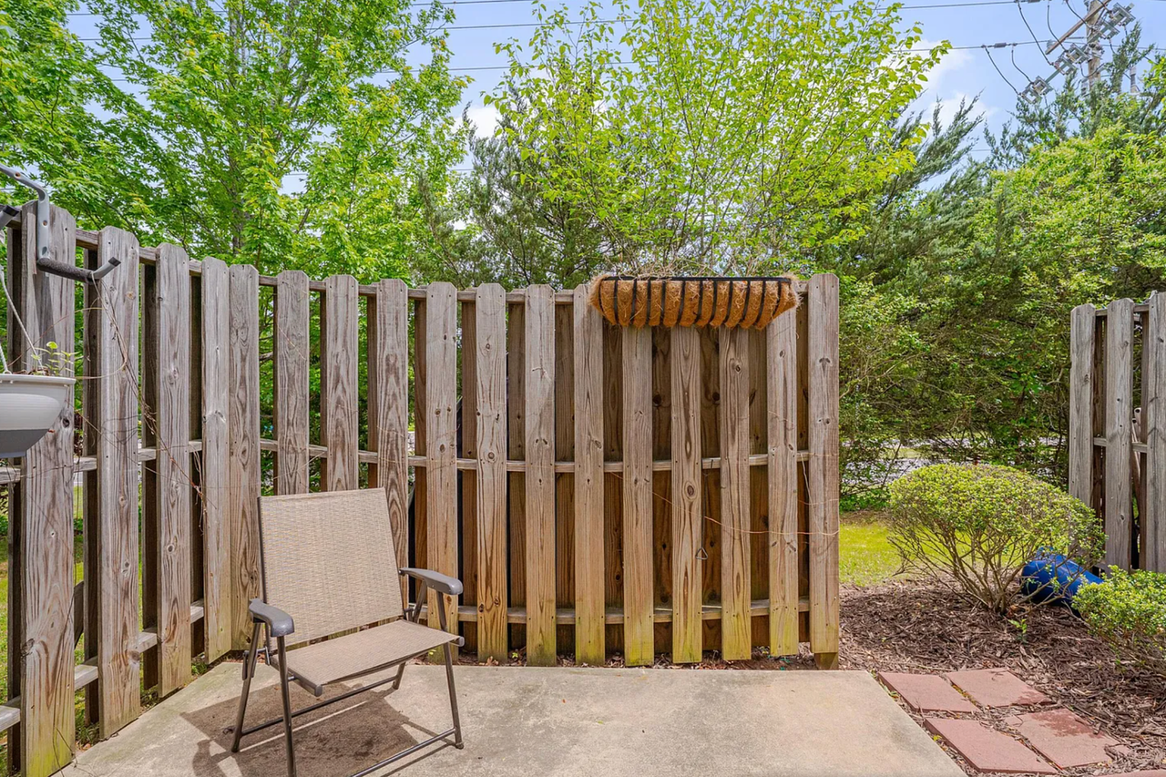 3114 Courtney Creek Blvd - Photo 5 of 24