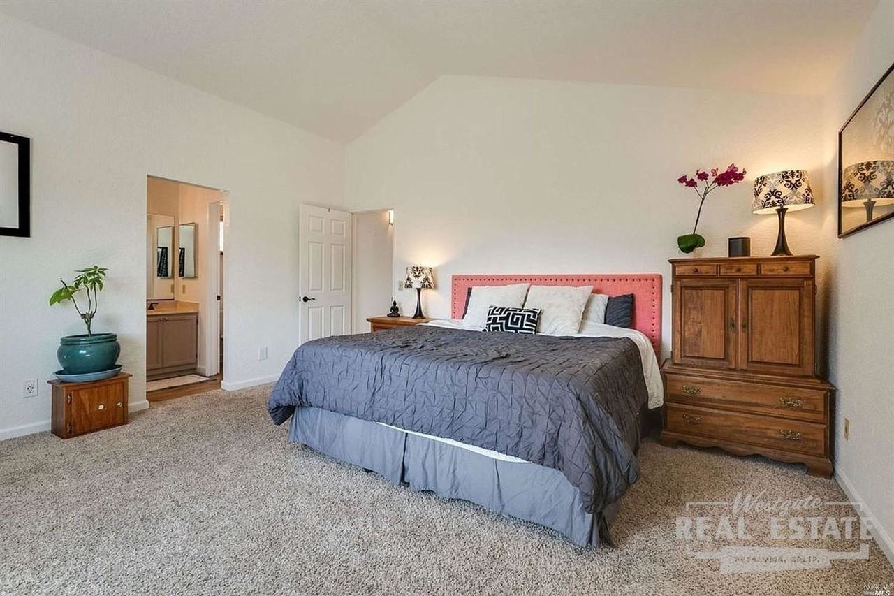 1659 Calle Ranchero - Photo 6 of 21