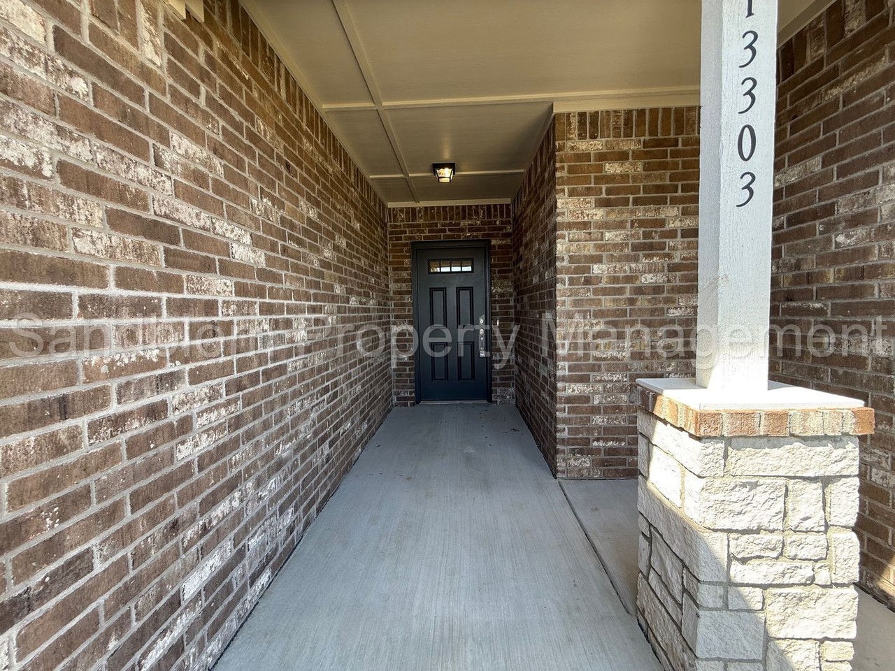 13303 N 123rd East Ave - Photo 3 of 30