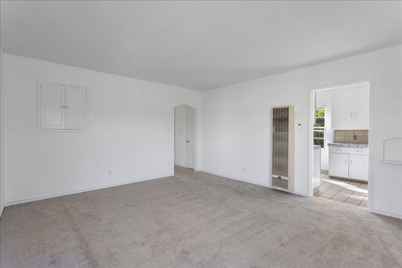 1545 8th St - Photo 4 of 14