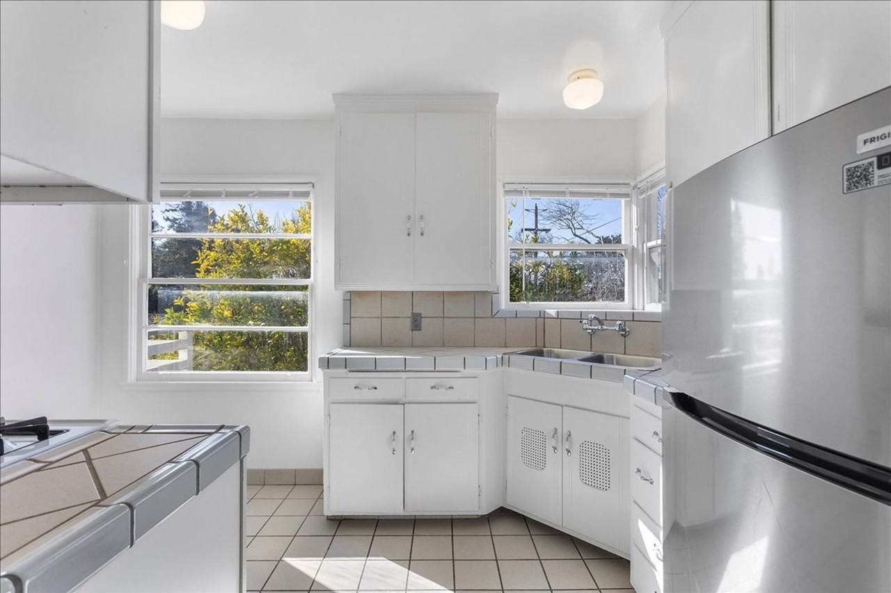 1545 8th St - Photo 5 of 14