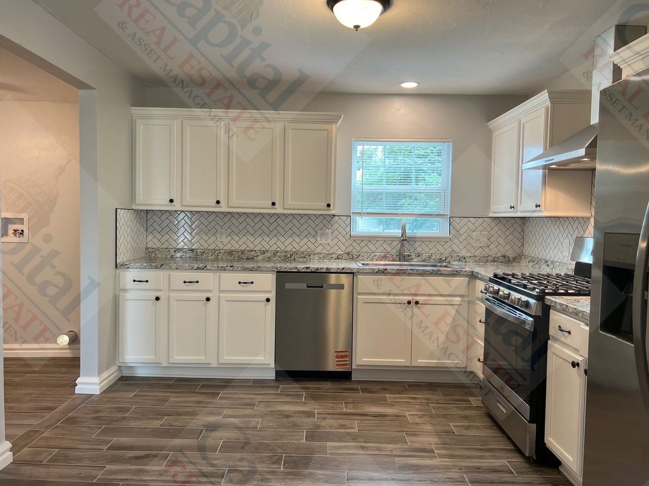 4769 Se 27th St - Photo 6 of 29
