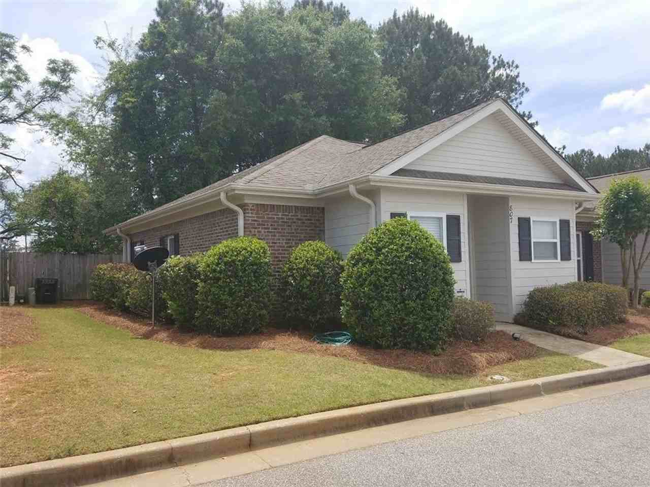 807 Harvard Dr - Photo 3 of 18