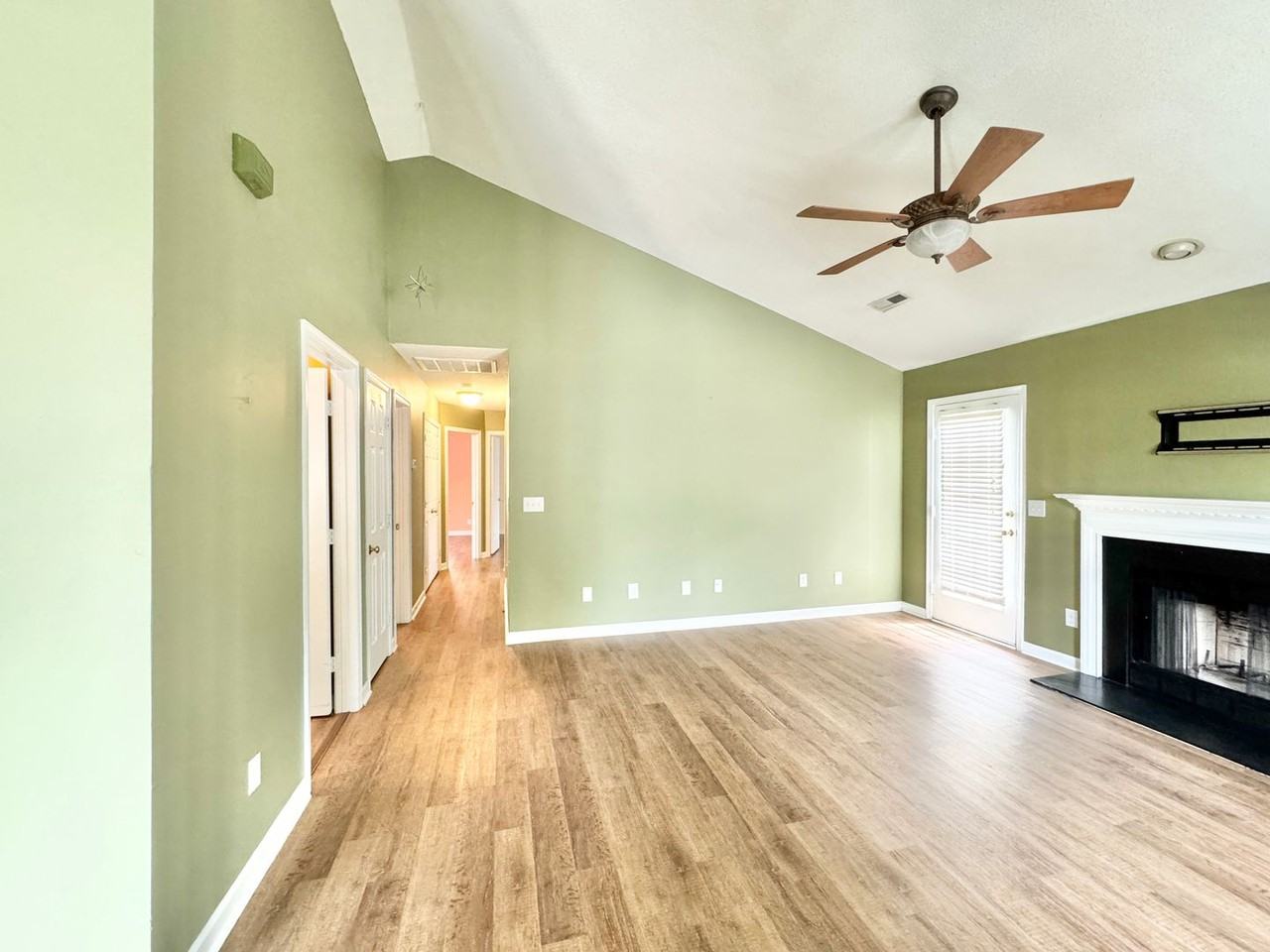 3529 Bent Trace Dr - Photo 3 of 26