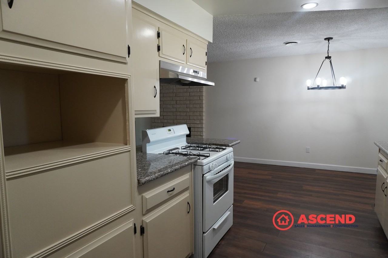2405 San Ramon Ct - Photo 6 of 22