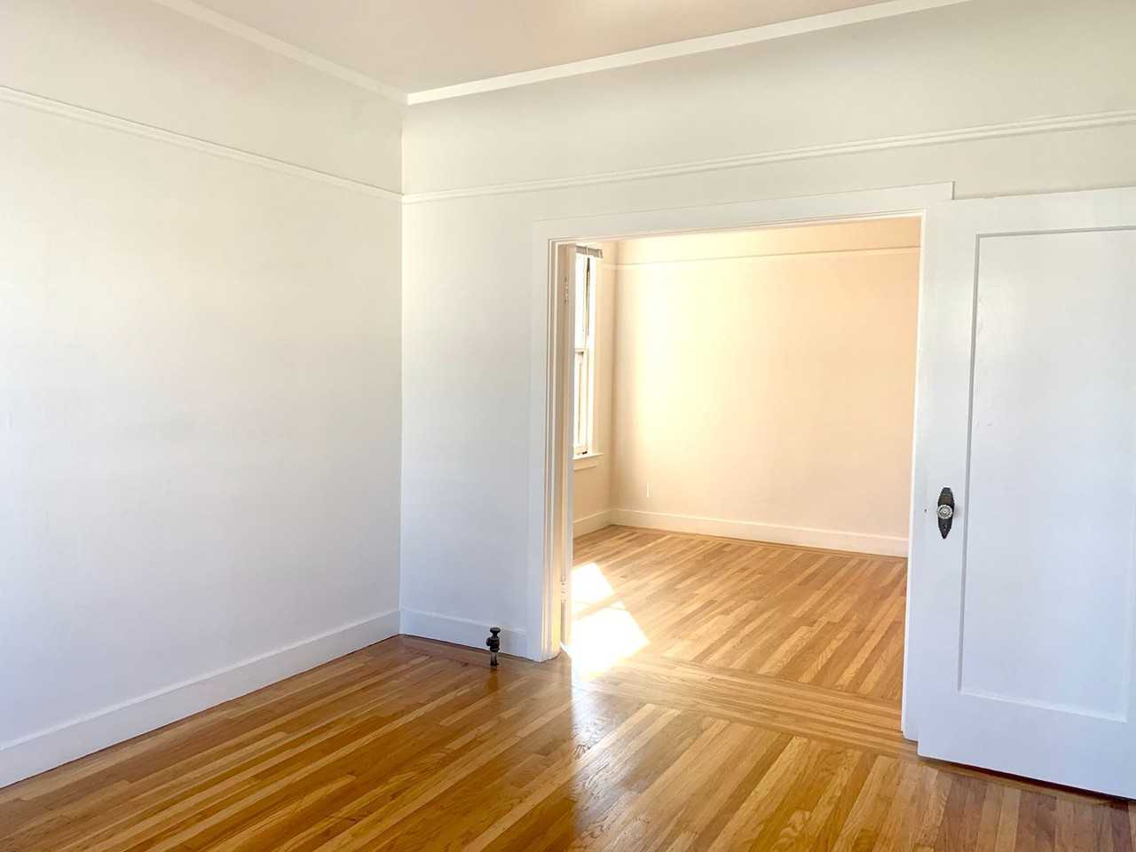 301 20th Ave #2 - Photo 5 of 28