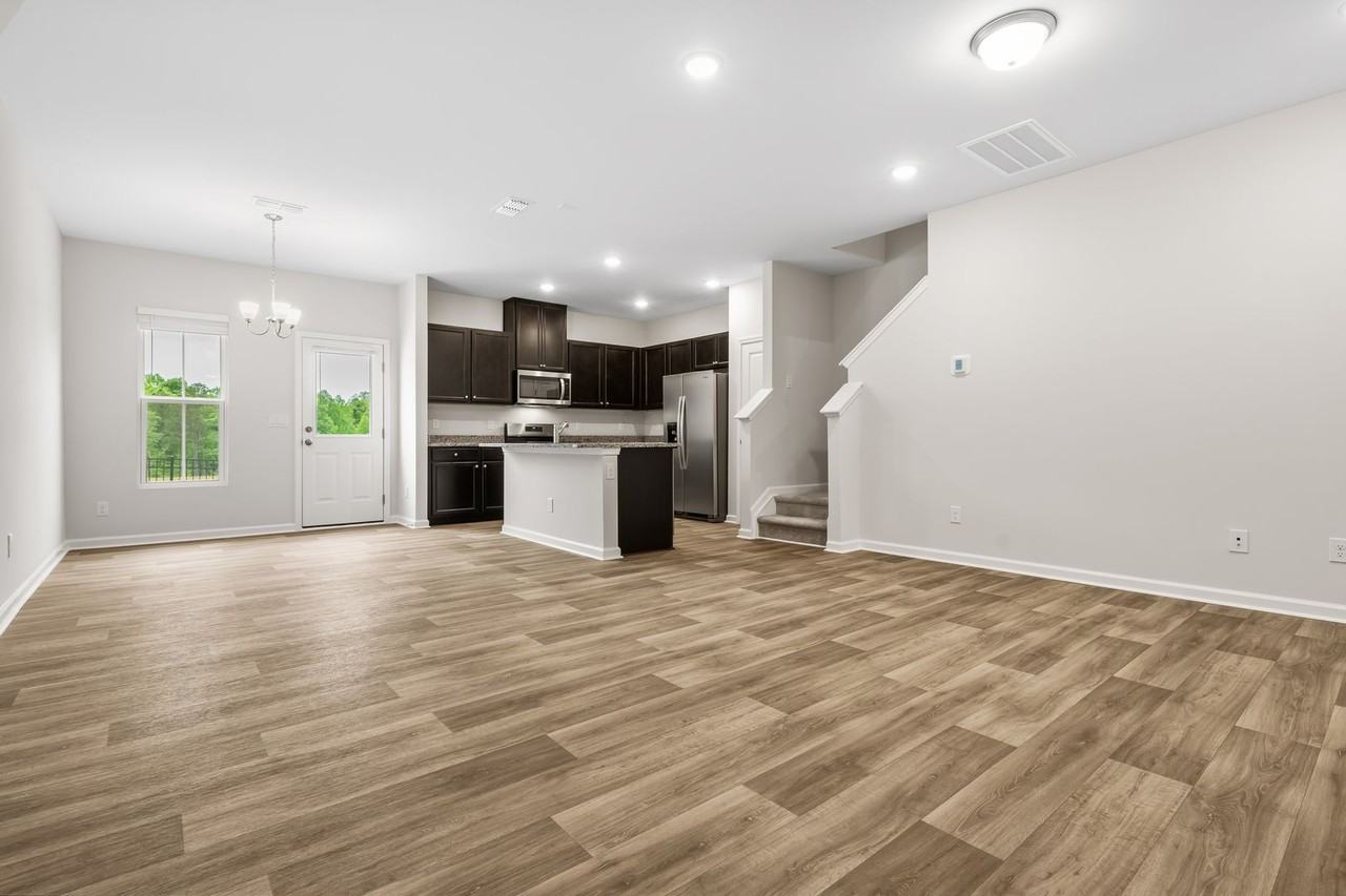 5029 Reader Way - Photo 2 of 25