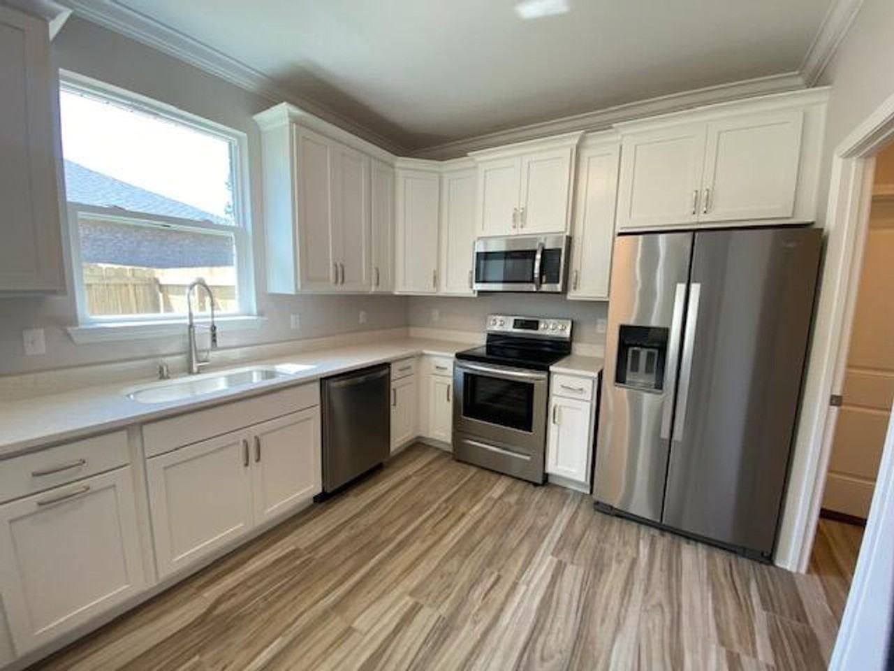 422 Little John Rd - Photo 6 of 41