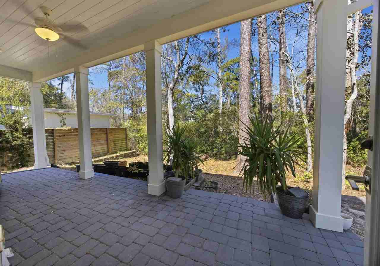 15 Beacon Point Dr - Photo 2 of 45