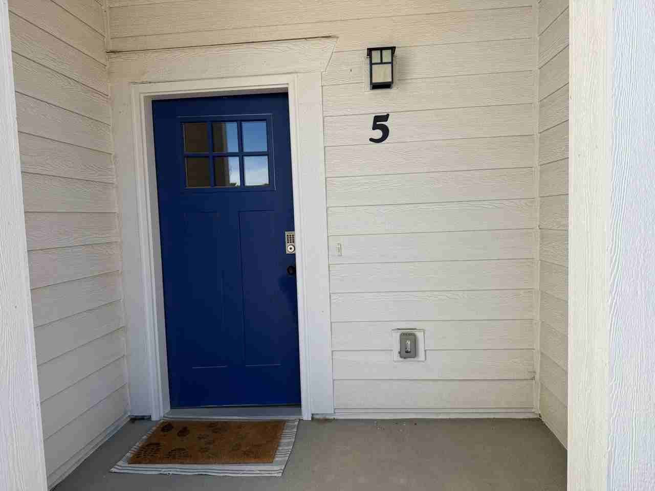 2110 Setting Sun Dr #5 - Photo 2 of 17