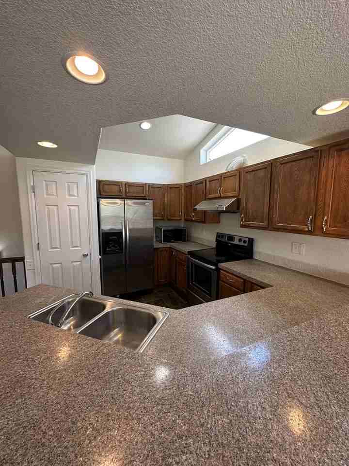 3509 Shawnee St - Photo 6 of 19