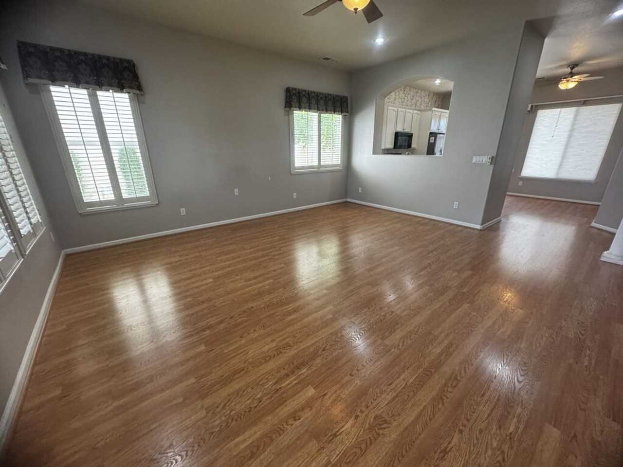 1349 Table Mountain Dr - Photo 4 of 17