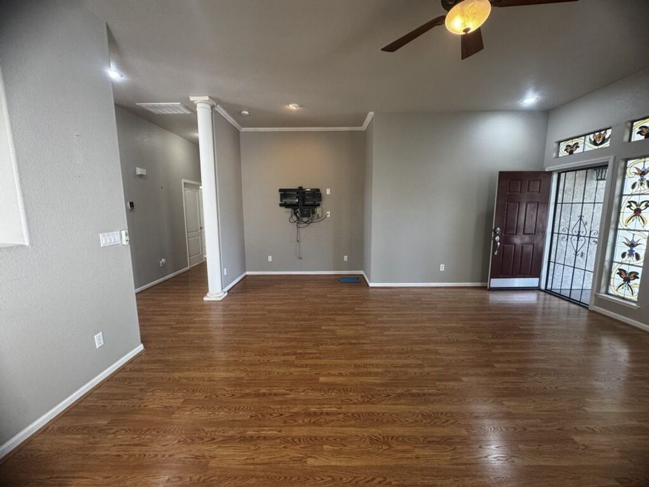 1349 Table Mountain Dr - Photo 6 of 17
