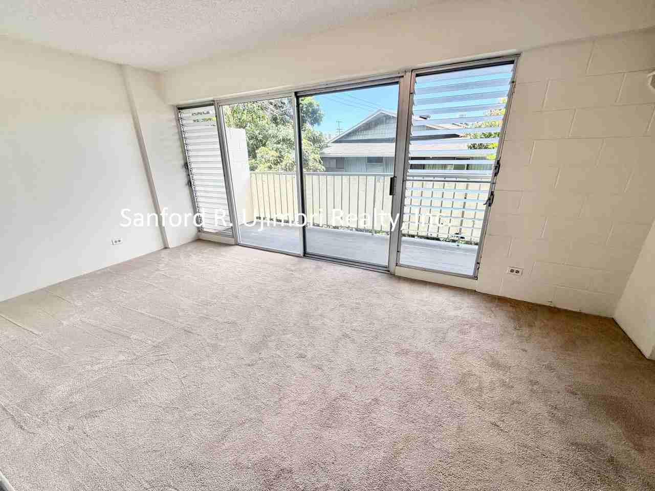 1620 Keeaumoku St #202 - Photo 6 of 10