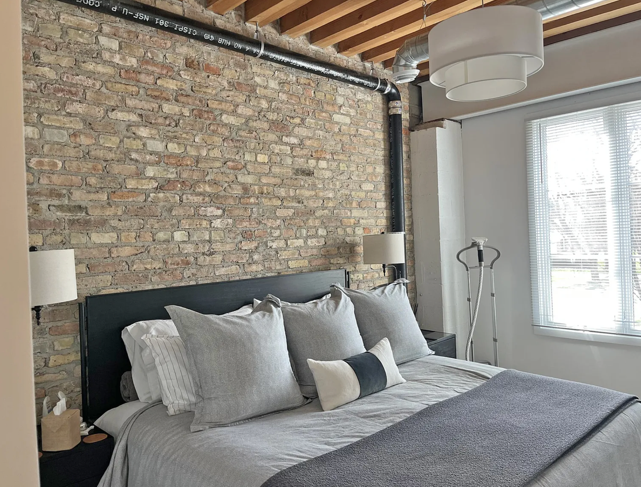 1401 N Western Ave - Photo 6 of 7