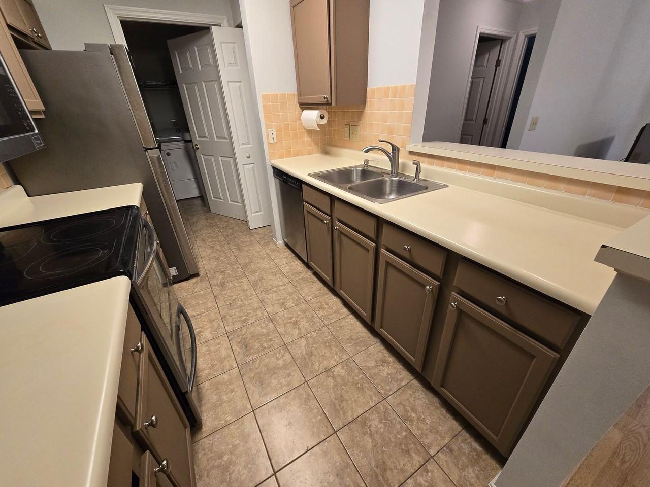 120 Carrington Ln #208 - Photo 7 of 13