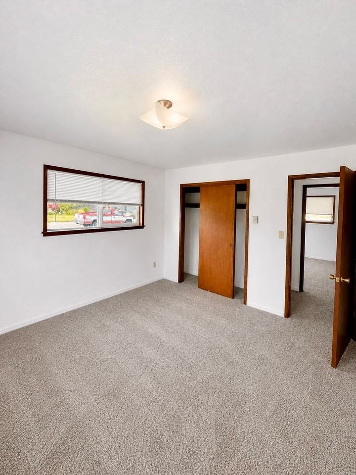314 H St - Photo 3 of 18