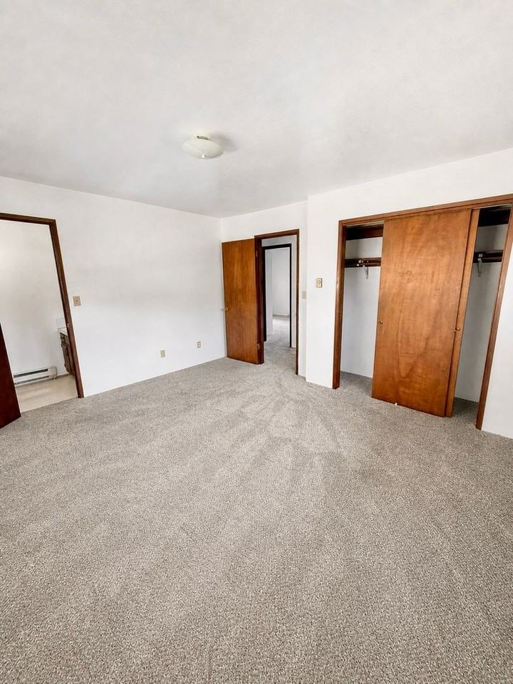314 H St - Photo 6 of 18