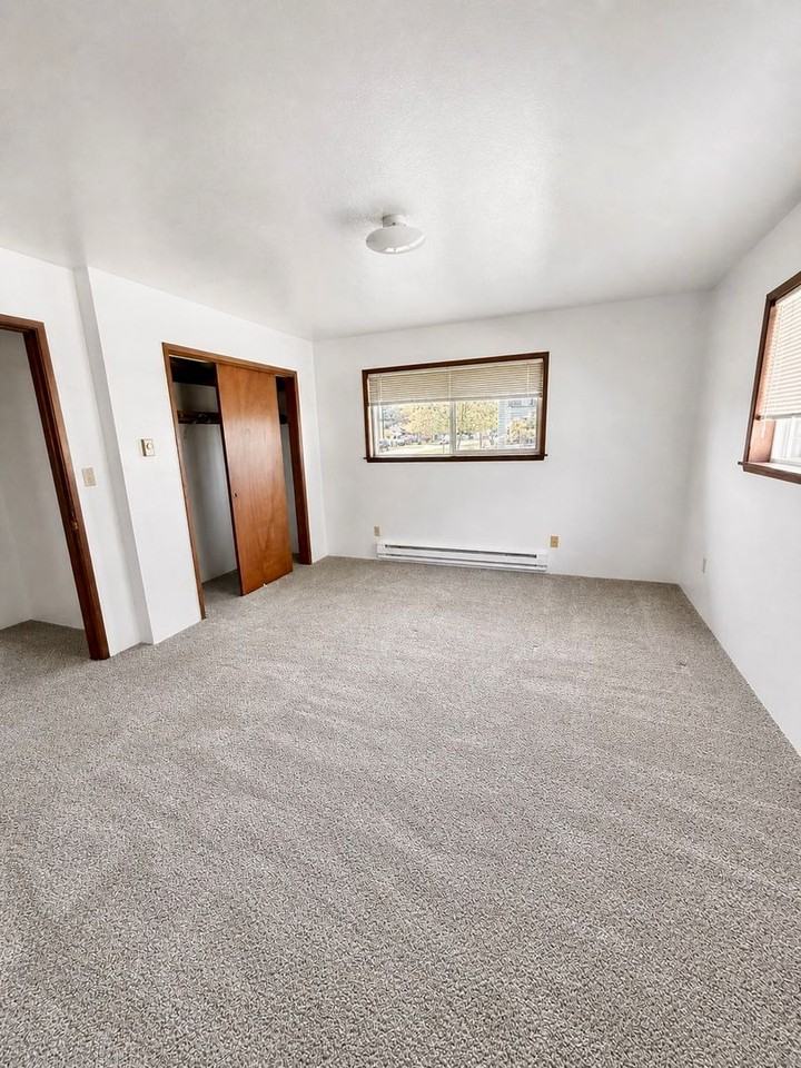 314 H St - Photo 7 of 18