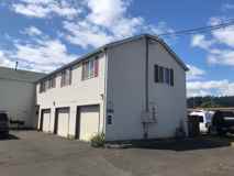 8214 Se Washington St - Photo 1 of 1