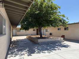 featured image of 280 E Grace St