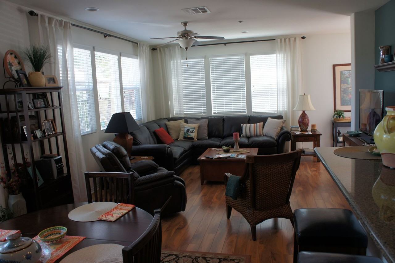 6942 Tourmaline Pl - Photo 5 of 9