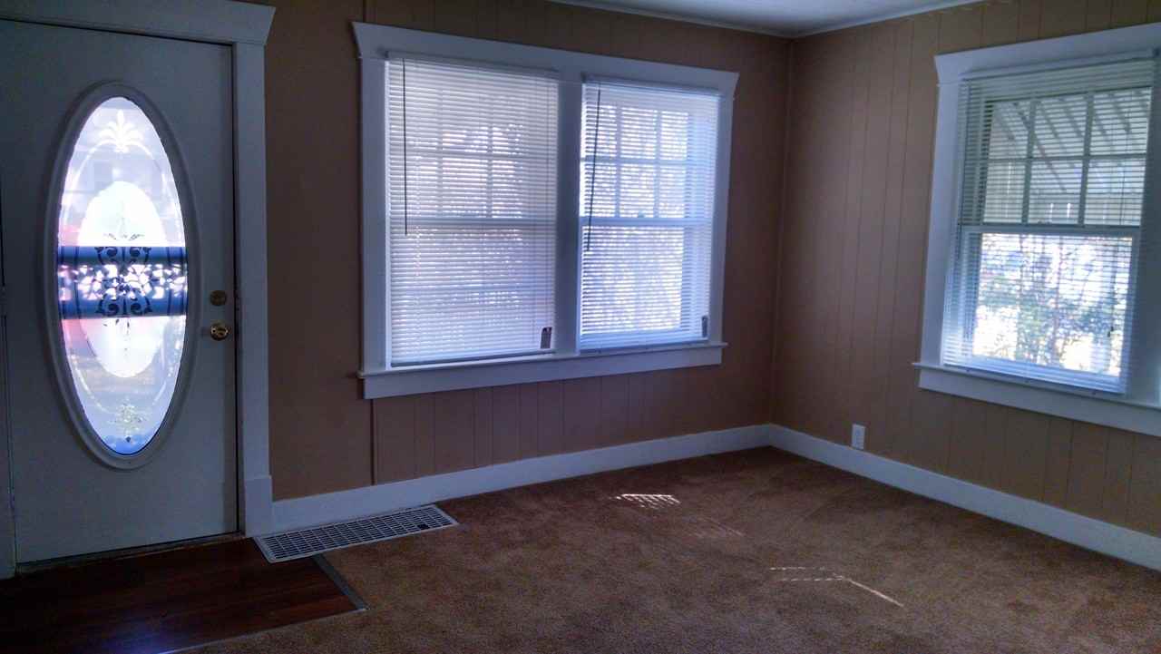 1118 S Pope Ave - Photo 4 of 13